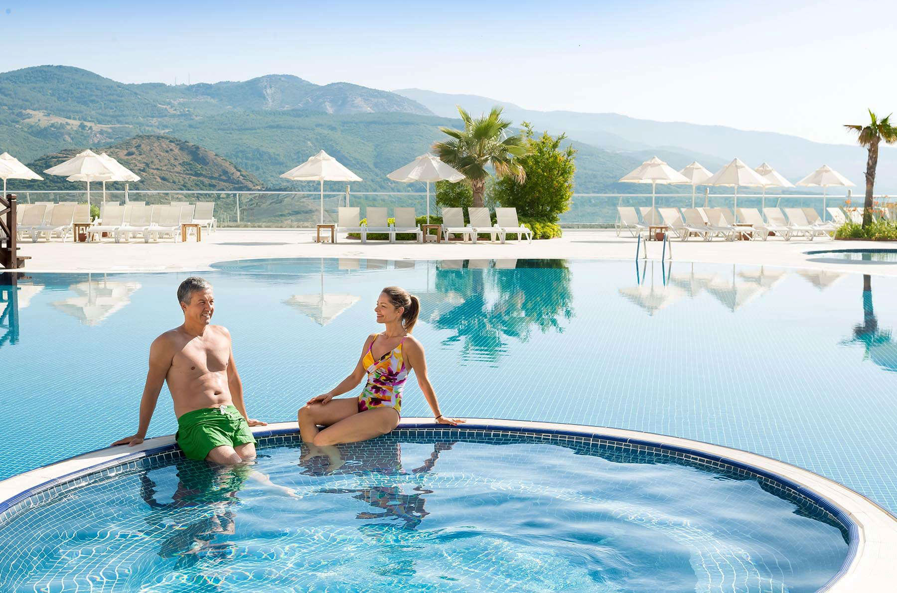 9 лучших отелей с подогреваемым бассейном в Турции – 2019  