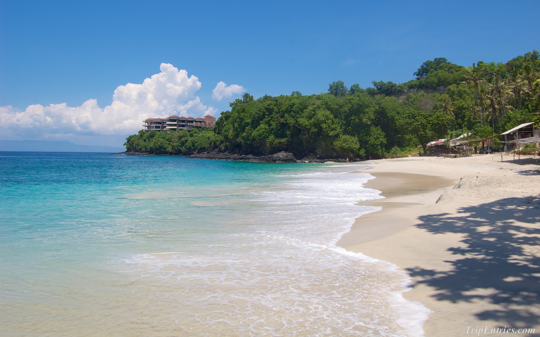 Чандидаса – жемчужина на востоке Бали и White Sand Beach – самый приятный пляж с белым песком