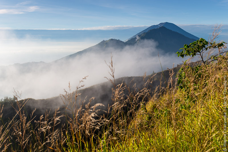 Вулкан Батур – самостоятельное восхождение, рассвет над облаками и варёные яйца из дымящего кратера