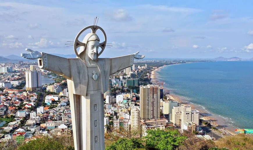 Вунгтау – вьетнамский Рио-де-Жанейро или наша любовь к высоте