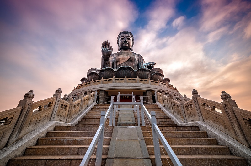 Большой Будда – главный центр буддизма в Гонконге или популярная туристическая достопримечательность. Трекинги на островах Лантау и Гонконг.
