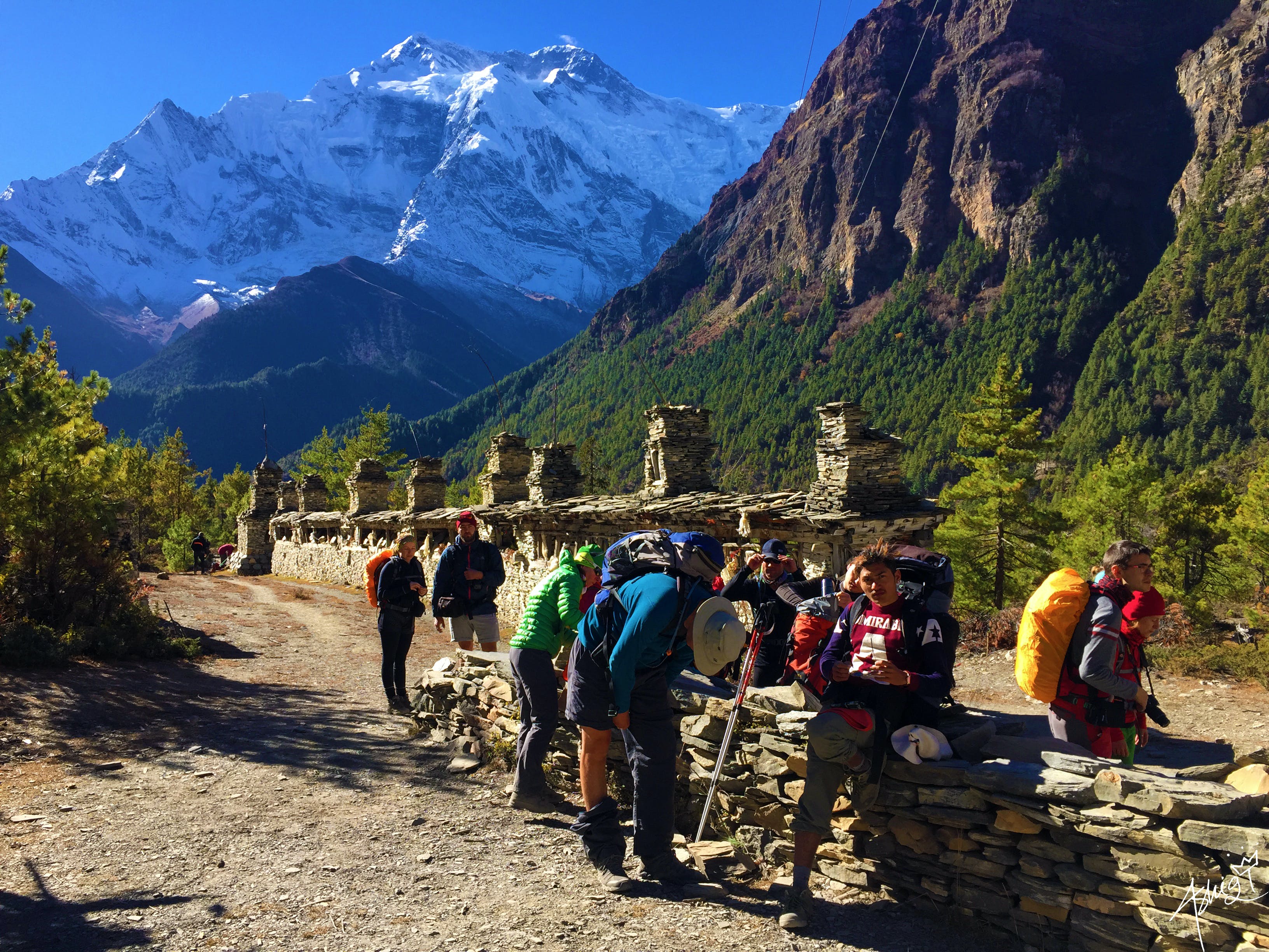 Получение разрешения для треккинга в Непале (Trekking Permit in Nepal)
